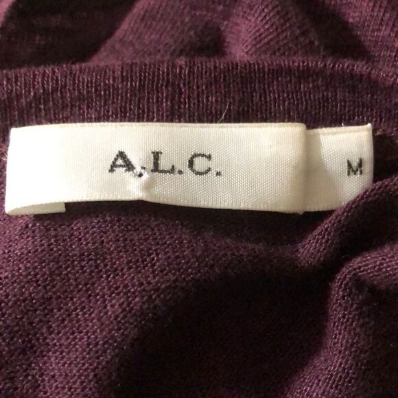 A.L.C. Top Size Medium 100% linen long sleeve plum asymmetrical back opening - Picture 2 of 5